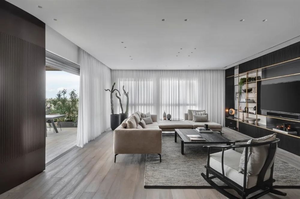 廣州市越秀&middot;大學城&middot;和樾府輕奢風格四居室裝修案例