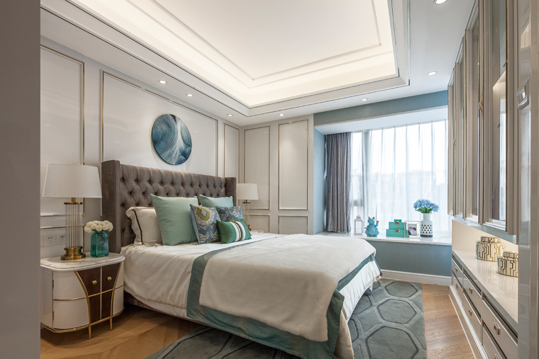 裝修案例美式輕奢風(fēng)格室內(nèi)裝修效果圖-臥室