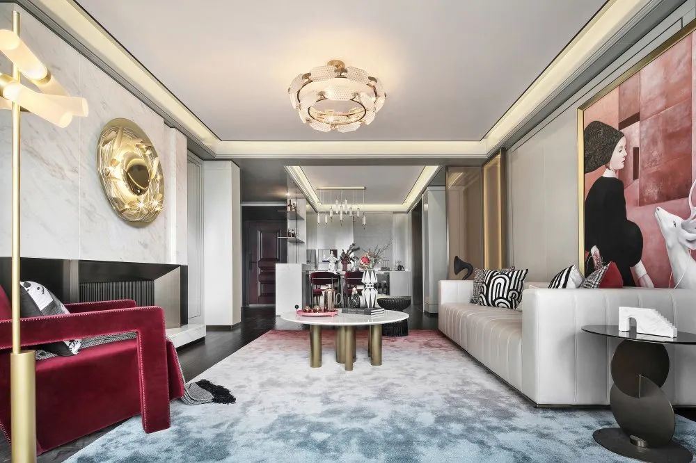 佛山市新希望悅瓏灣歐式風(fēng)格四居室裝修案例