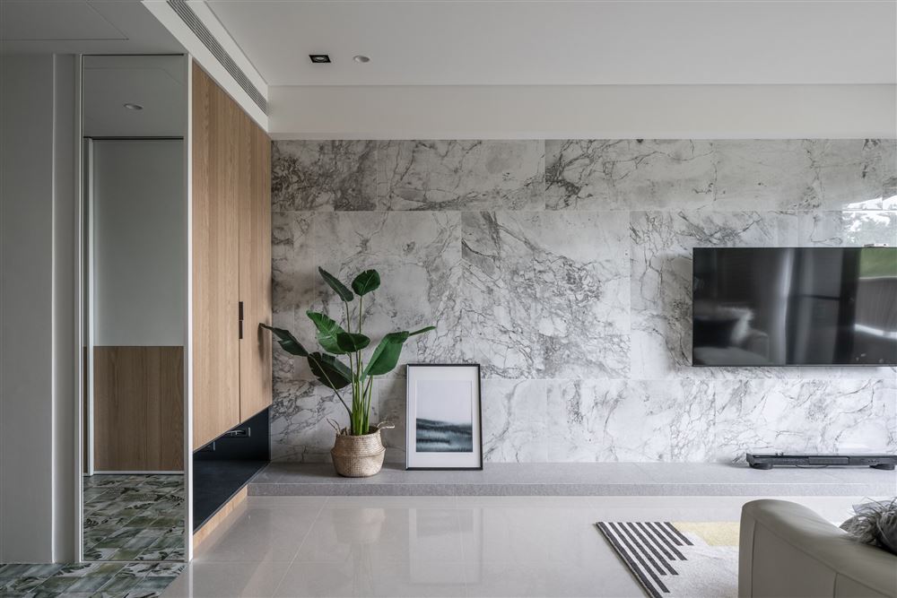 佛山市金地&middot;中南&middot;新城大境現(xiàn)代簡(jiǎn)約風(fēng)格三居室裝修案例