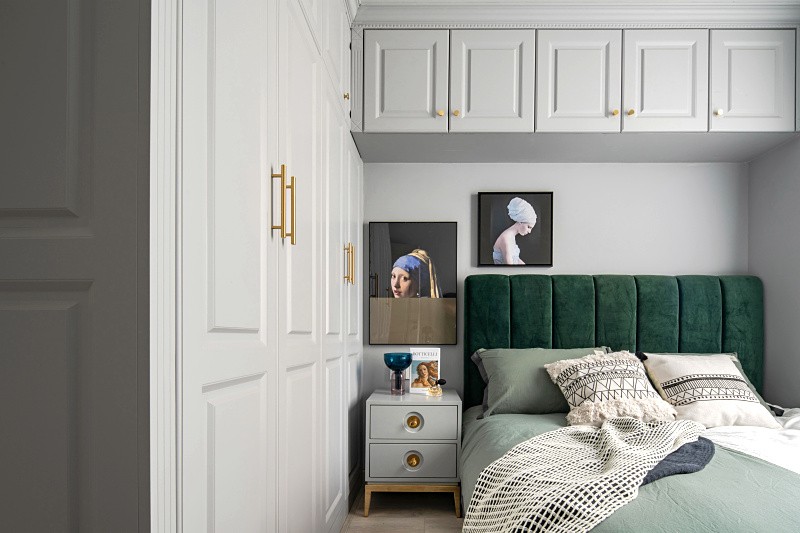 簡(jiǎn)歐輕奢風(fēng)格室內(nèi)家裝案例效果圖-臥室