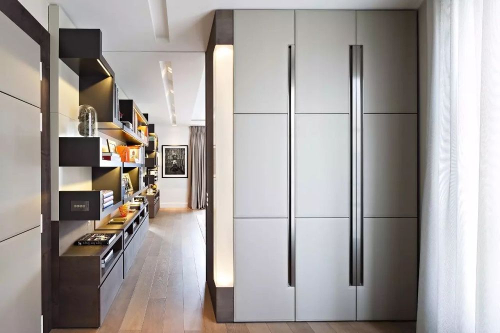 現(xiàn)代輕奢風格室內設計家裝案例-臥室