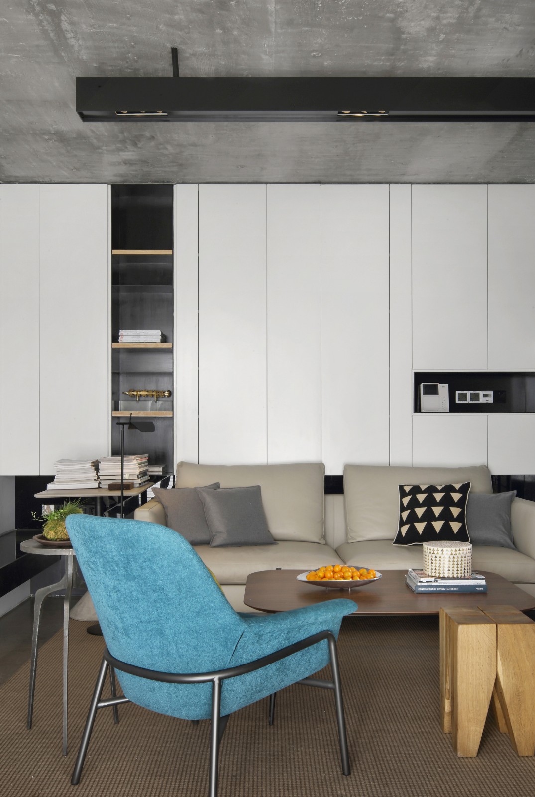 裝修案例現(xiàn)代簡約風格室內裝修效果圖-客廳