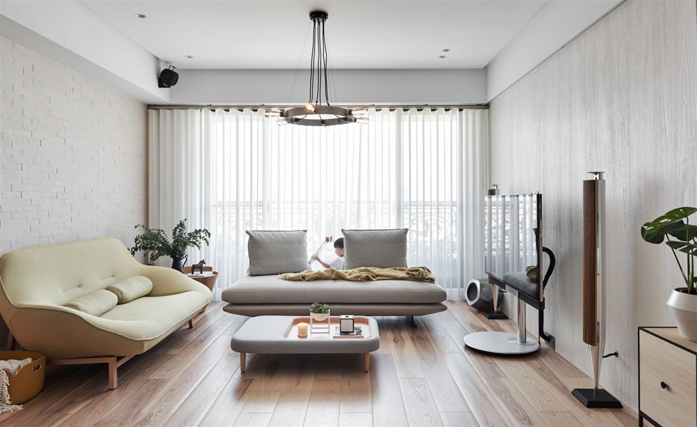 佛山市美的半島莊園北歐風(fēng)格三居室裝修案例