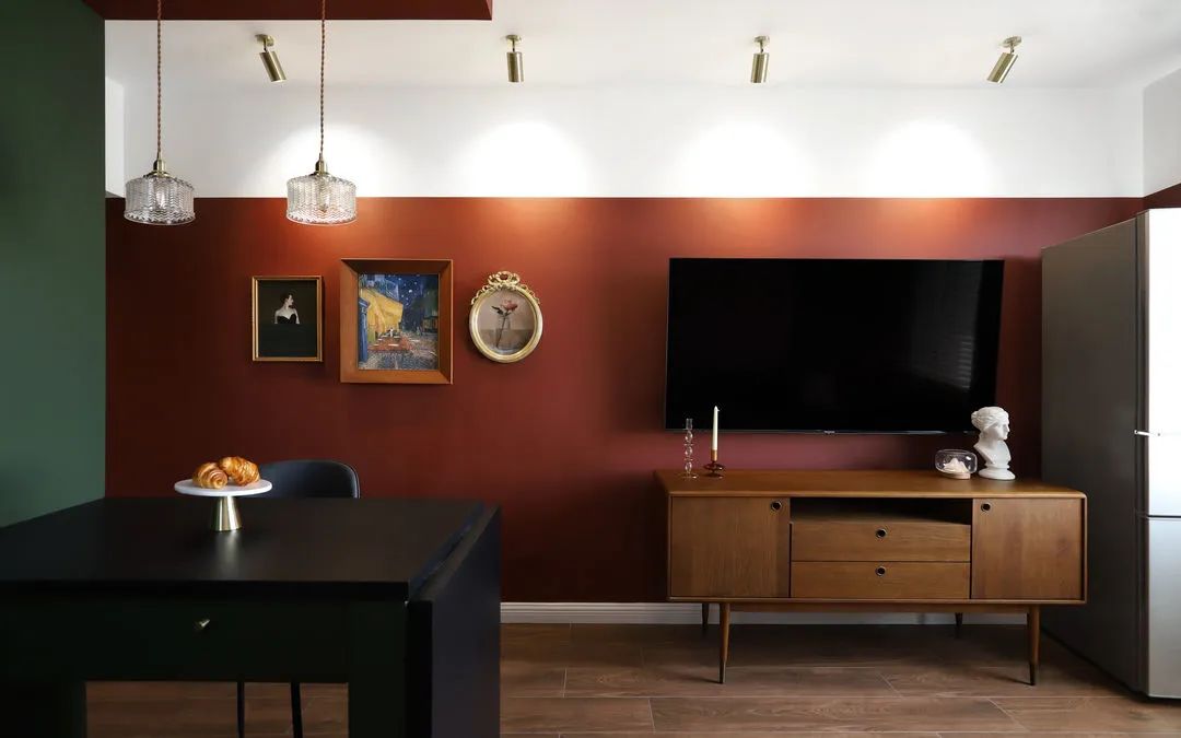 現(xiàn)代前衛(wèi)風格家裝設計室內(nèi)裝修效果圖-餐廳