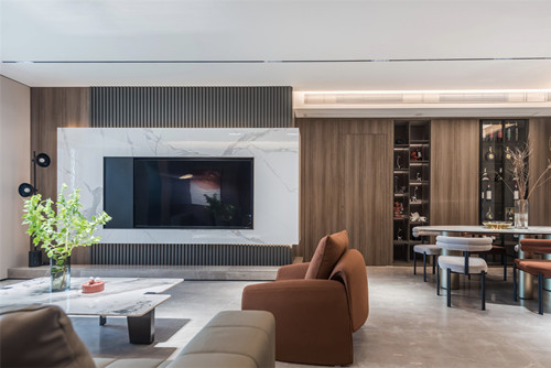 ?？谑卸际猩脂F(xiàn)代簡約風格四居室裝修案例