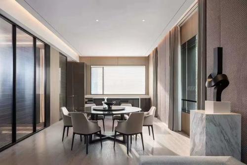 陽江市中集國(guó)際城五期混搭三居室裝修案例